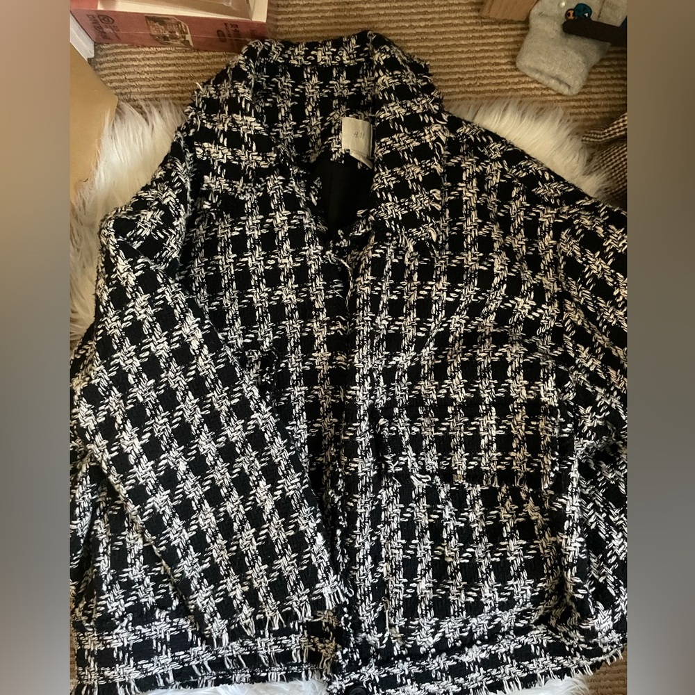 H&M Black and White Houndstooth Blazer